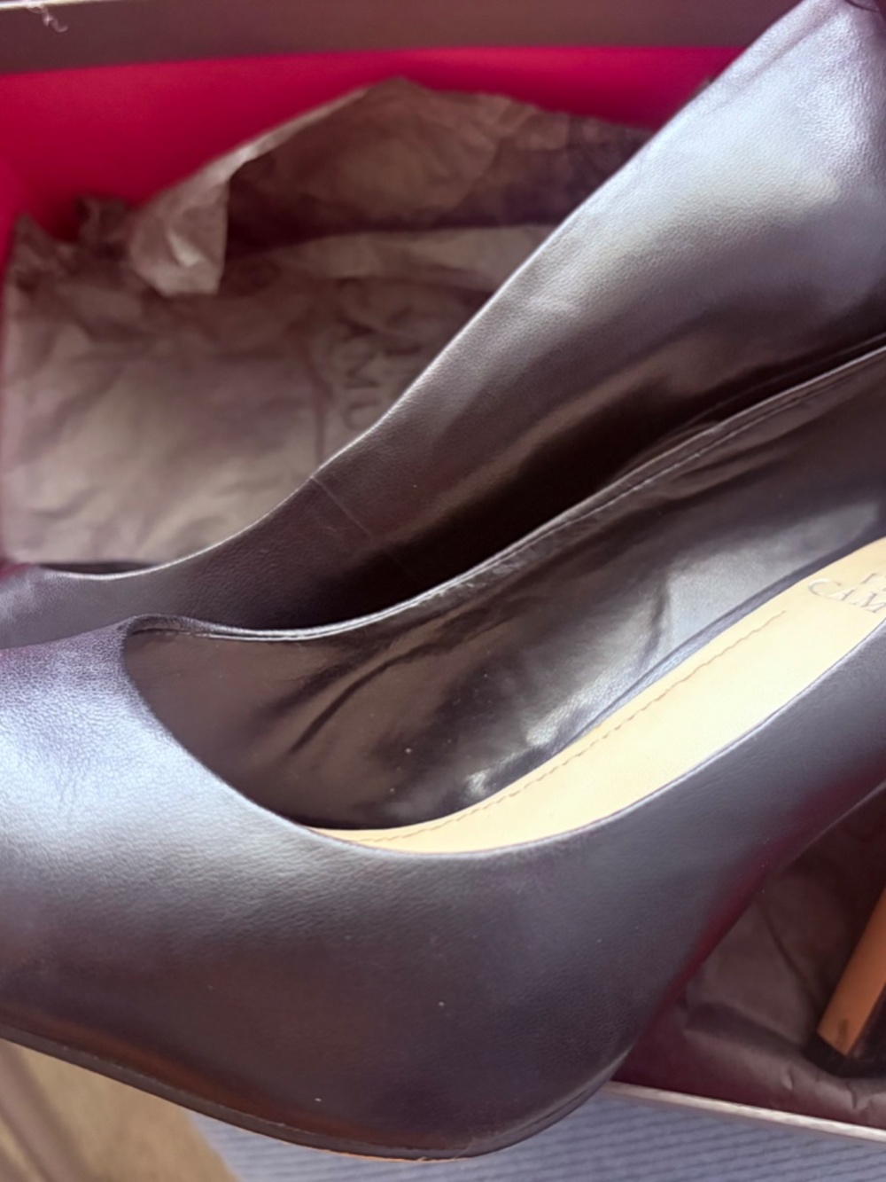 Vince Camuto Kain Pointed Toe Pumps - Picture 6 of 10